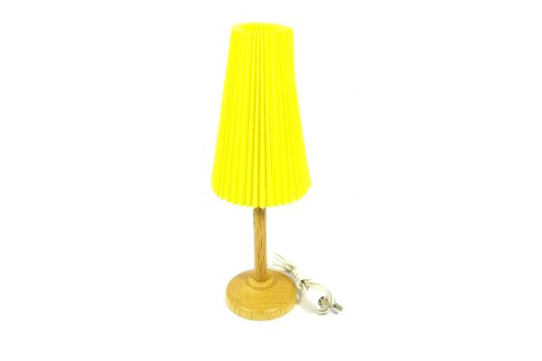Kahlert 10203 Stehlampe mit gelben Plisseeschirm 3,5V gelb 1:12 für Puppenhaus