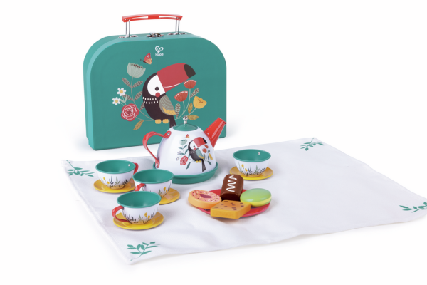 Hape E3185 Spielset Teestunde Geschirr aus Blech im Koffer auch für Kinderküche