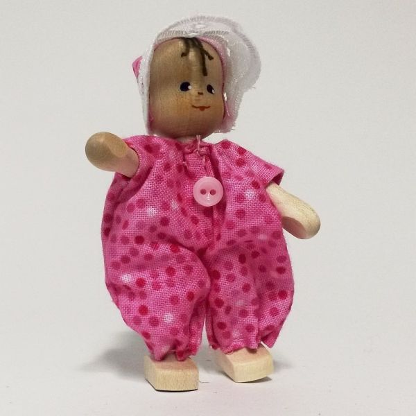 Anne Krebs 109-0 Puppe Baby, Strampelanzug rosa 1:12 für Puppenhaus Holz
