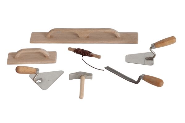 Liebe Holzspielzeug Miniatur Maurerwerkzeug 7-teilig