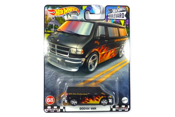 Hot Wheels GJT68-HKF15 Dodge Van schwarz/flames - Boulevard 68 Maßstab ca. 1:64 Modellauto