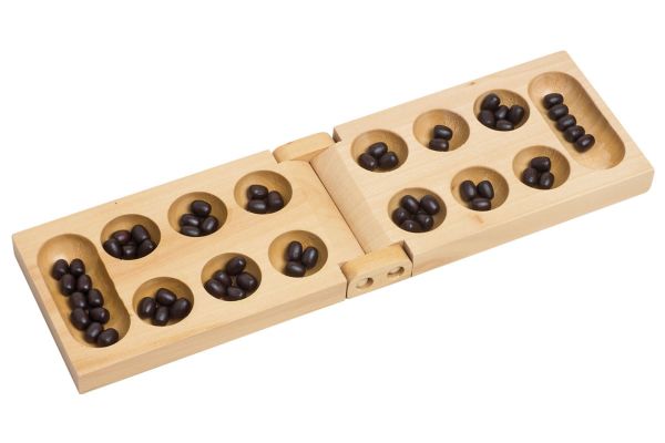 goki Kalaha Spiel im Baumwollbeutel, Klappformat